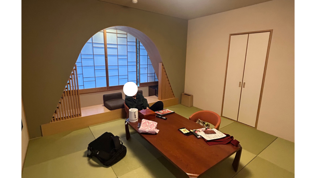 有馬きらり　部屋　内観